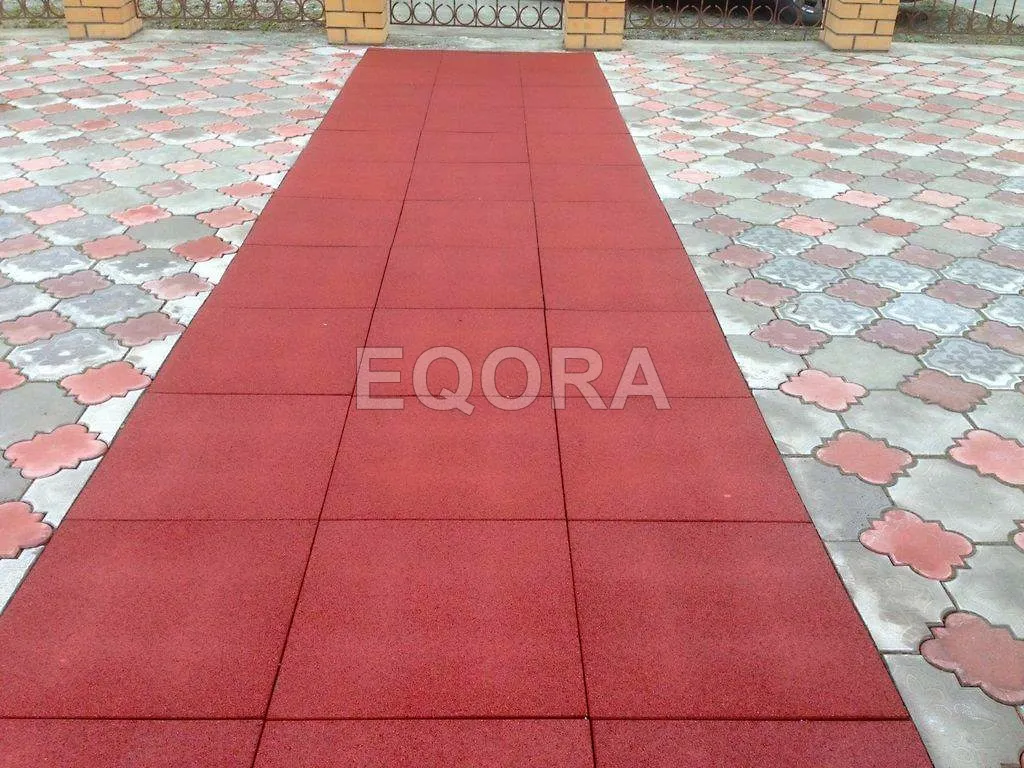 Резиновое покрытие для двора частного дома из резиновой крошки в Чану